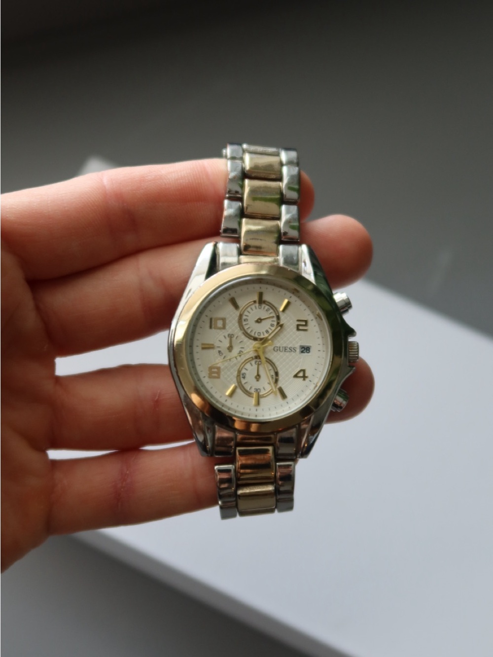 GUESS Women’s Two-Tone Gold Silver Watch Chronograph White Dial Elegant